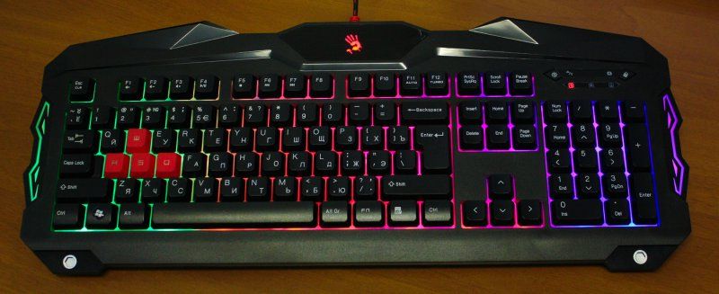 Bloody B2100 klavye tuşlarını renklendirme | Technopat Sosyal