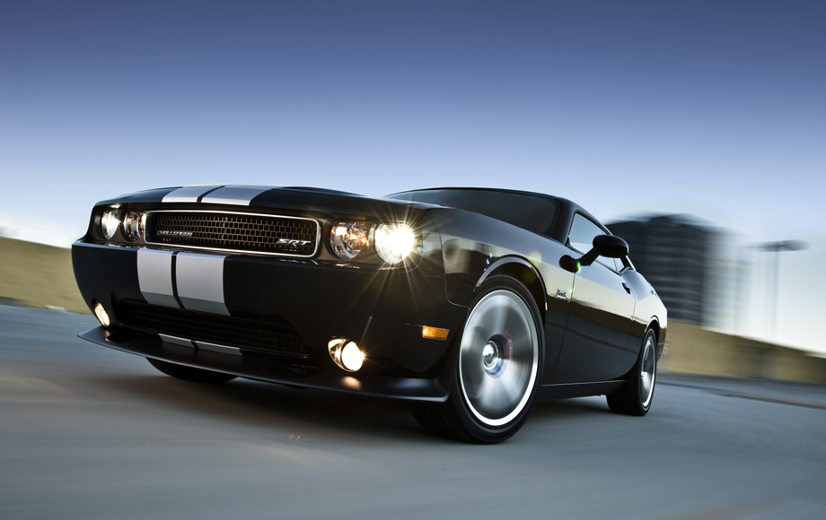 2012_challenger_gallery_ext_frontisoblack.jpg