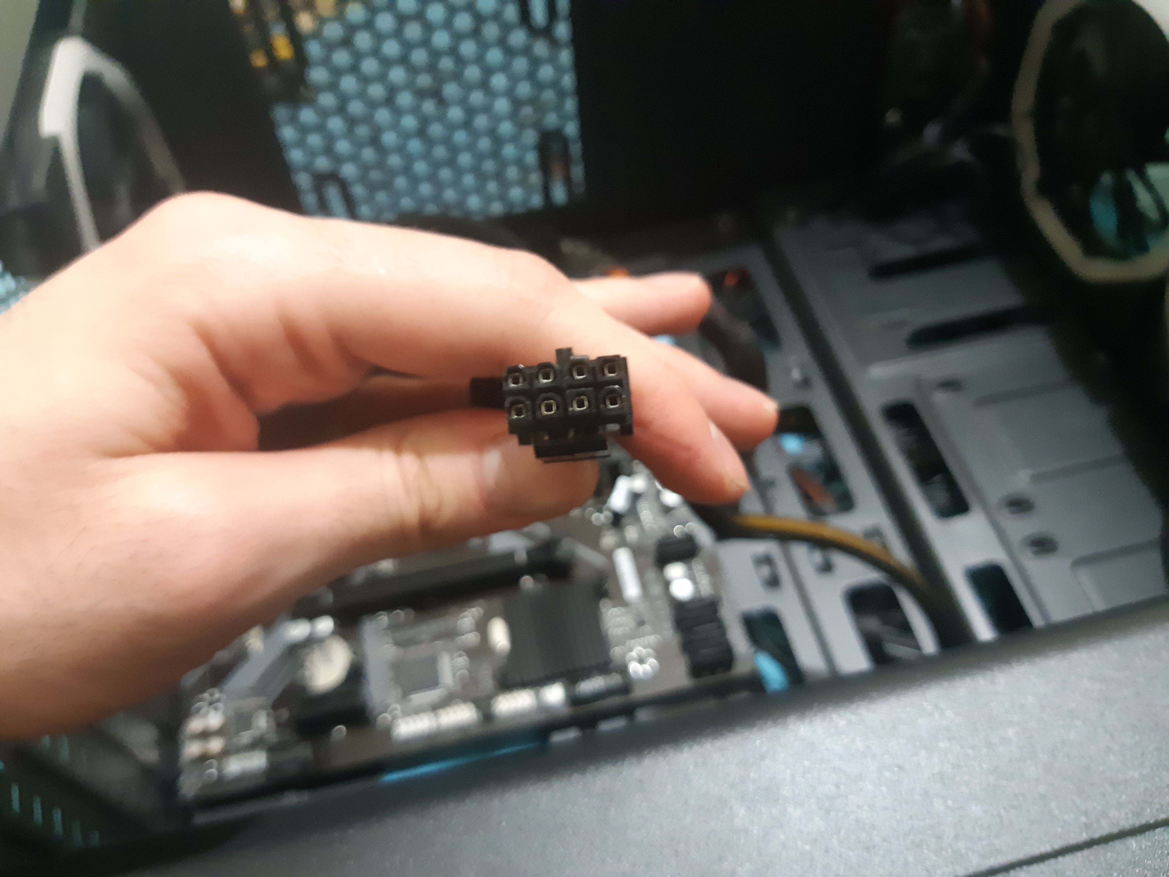 Anakart 8 pin CPU güç bağlantısı nasıl yapılır? | Technopat Sosyal