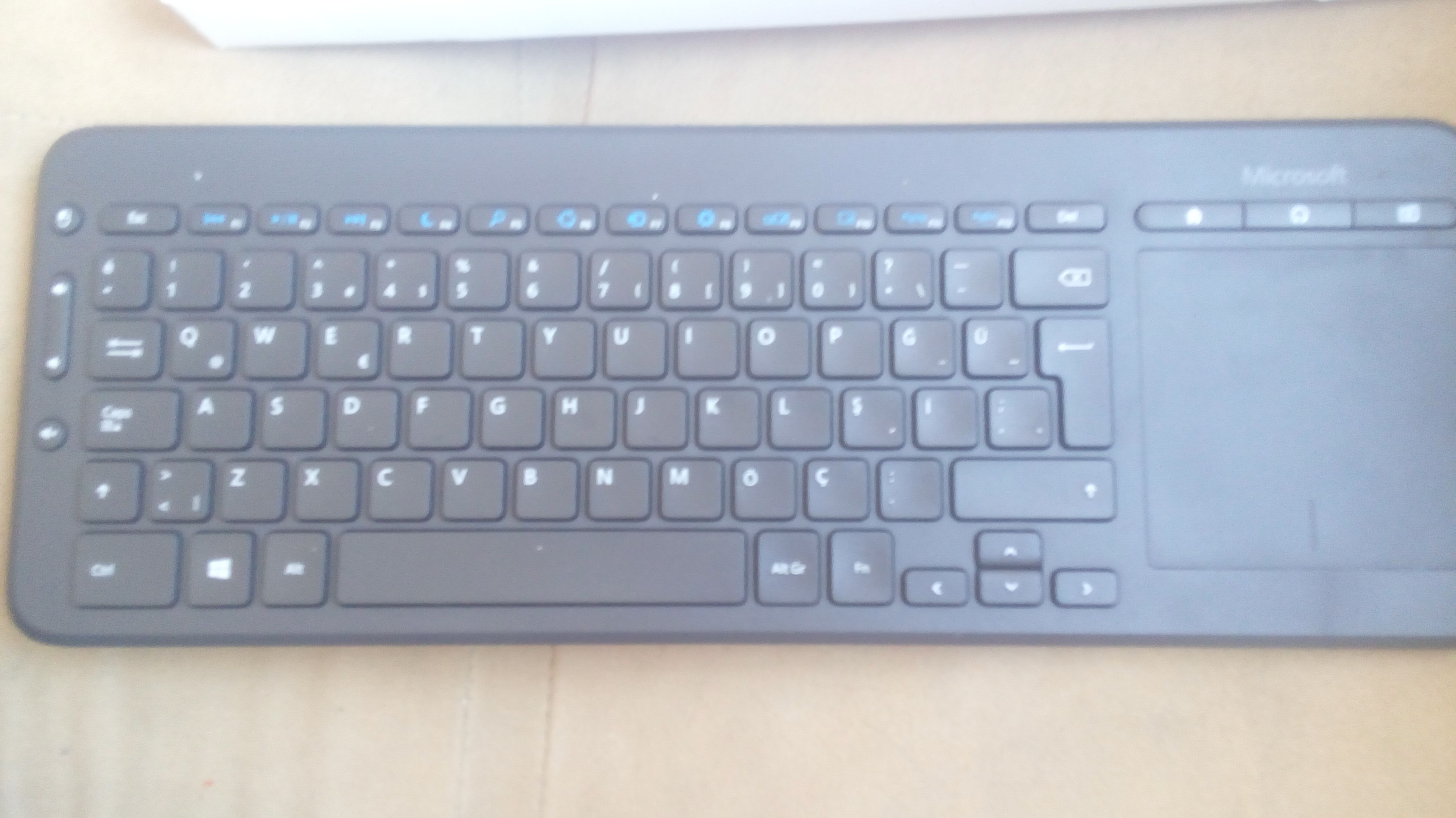 Kablosuz klavye USB adaptörü kayboldu | Technopat Sosyal