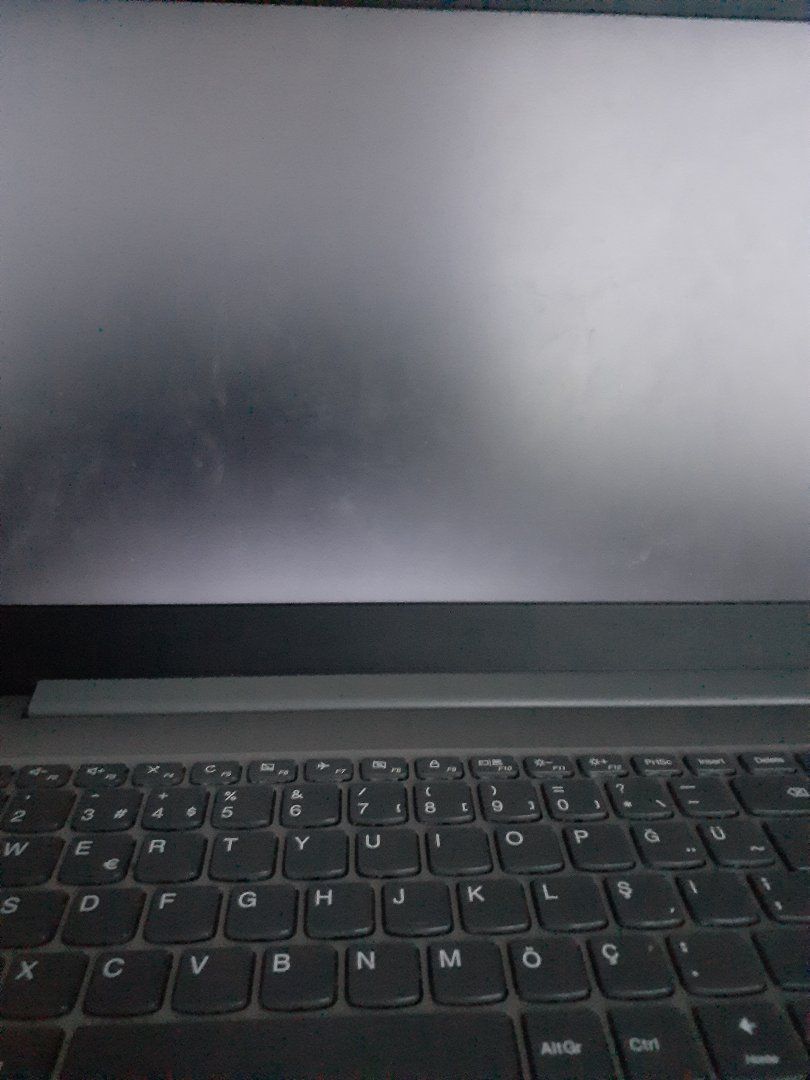 Lenovo Ideapad 3 laptop siyah ekran oluyor | Technopat Sosyal