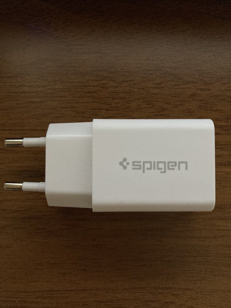 Spigen 18W Hızlı Şarj Cihazı İncelemesi | Technopat Sosyal