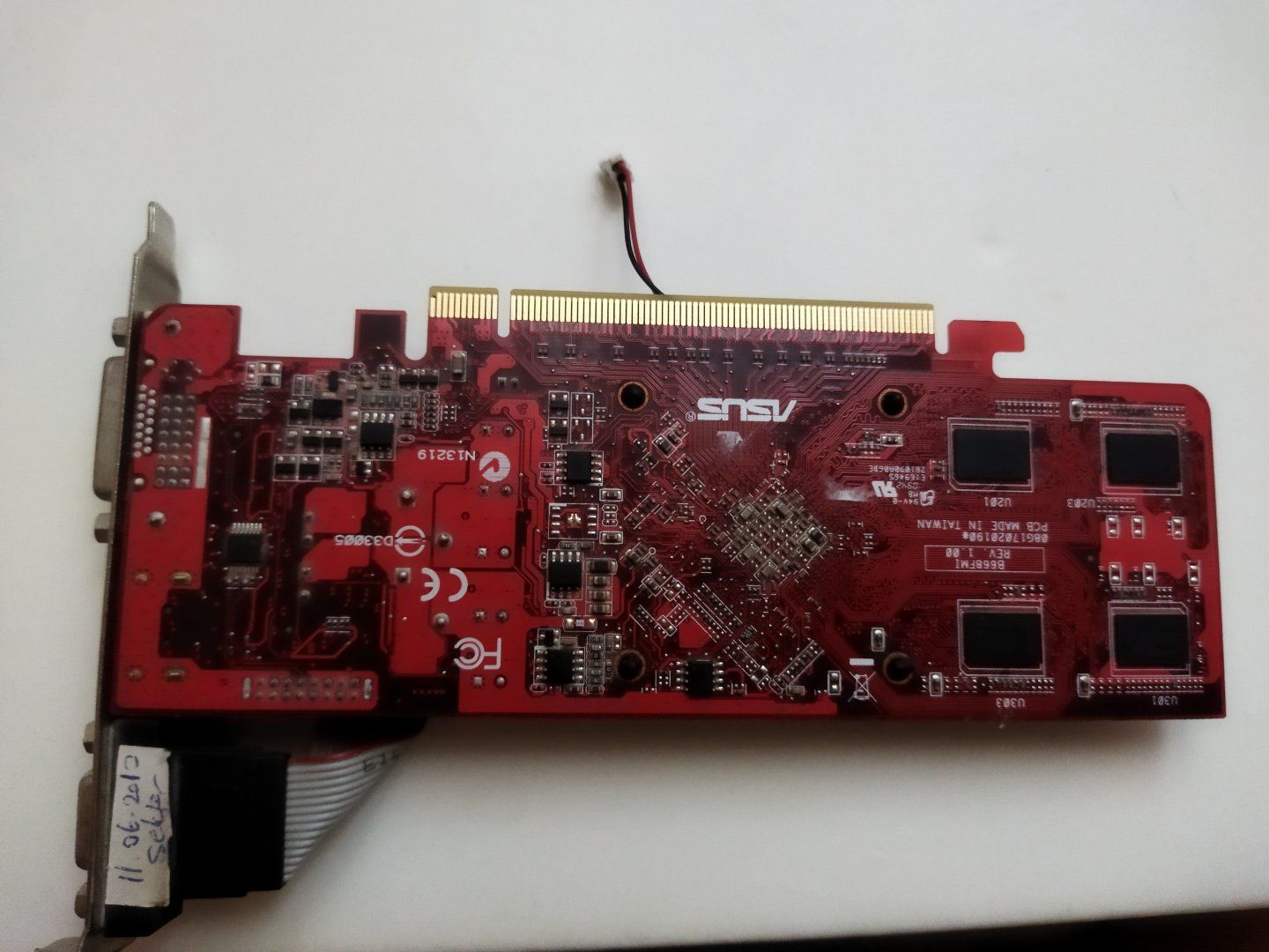 ATI Radeon HD 4600 series ekran kartı fanı nasıl çıkarılır? | Technopat  Sosyal