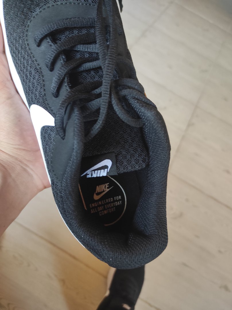 A101'den alınan Nike ayakkabı orijinal mi? | Technopat Sosyal