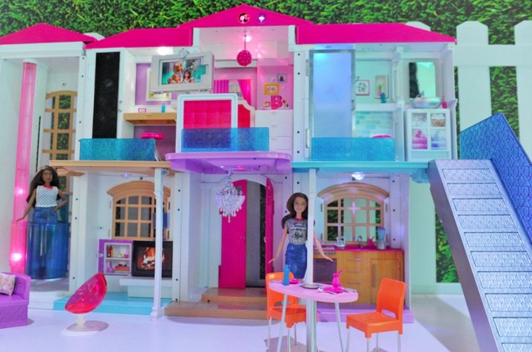Barbie'nin Rüya Evi Akıllandı - Technopat