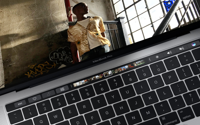Apple Sonunda MacBook Pro Touch Bar Özelliğine Tamamen Veda Etti - Technopat